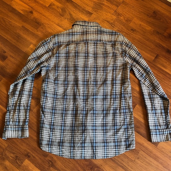 Wrangler Jeans Co. L.S Button Up. Medium. - Picture 5 of 7